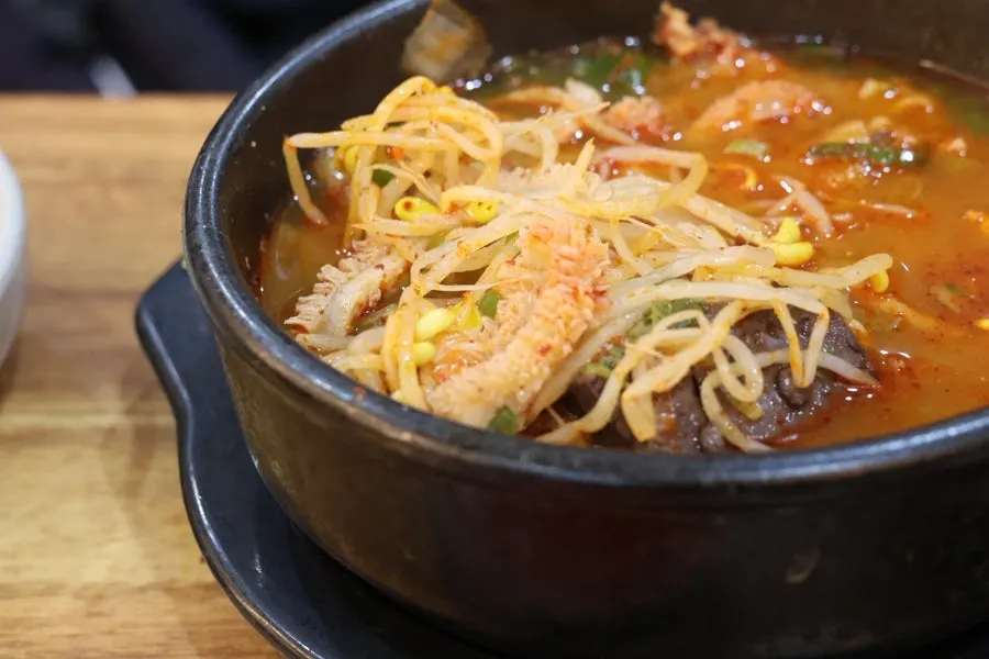 기본 반찬 석박지와 쌈장
