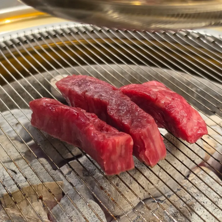 A cut of hanwoo before grilling