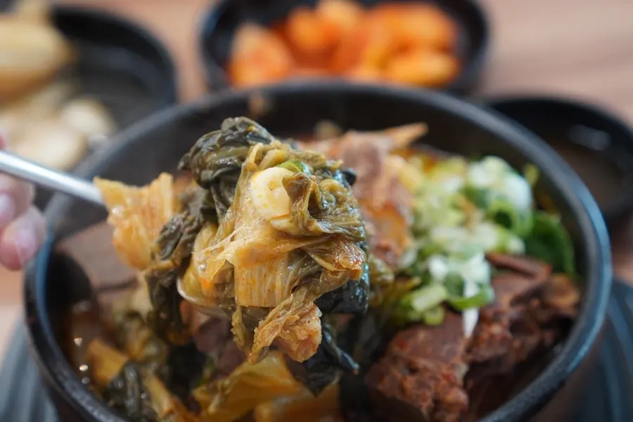 Haejangguk with gopchang and seonji