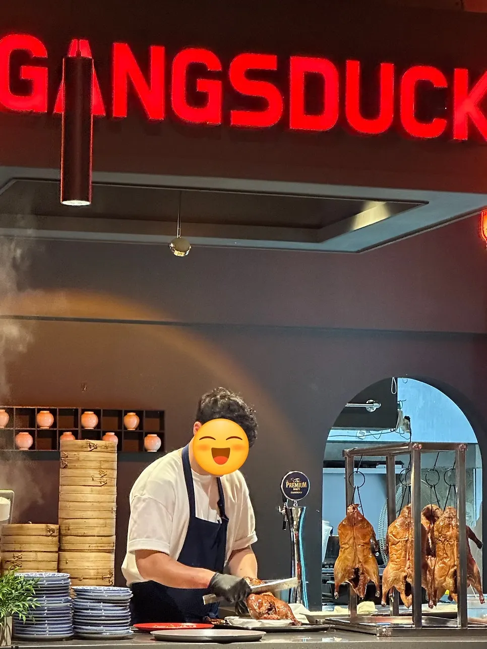 갱스덕에서 주문한 생맥주 한 잔
