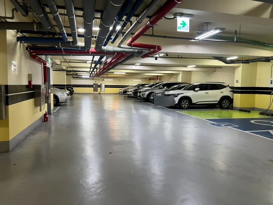 Guide to using the building basement parking lot