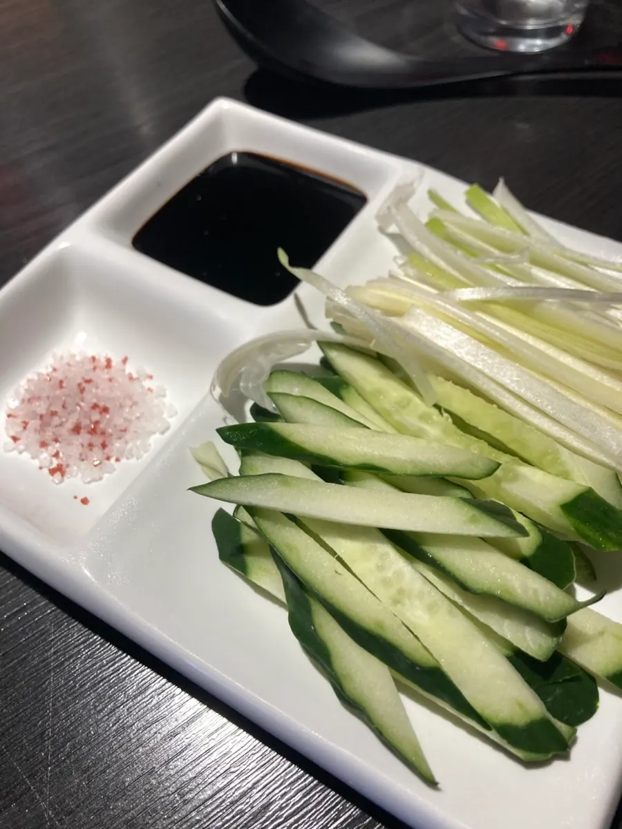 북경오리와 밀전병, 오이와 파채