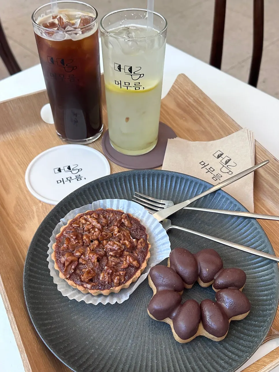 아메리카노 레몬차 도넛 호두파이