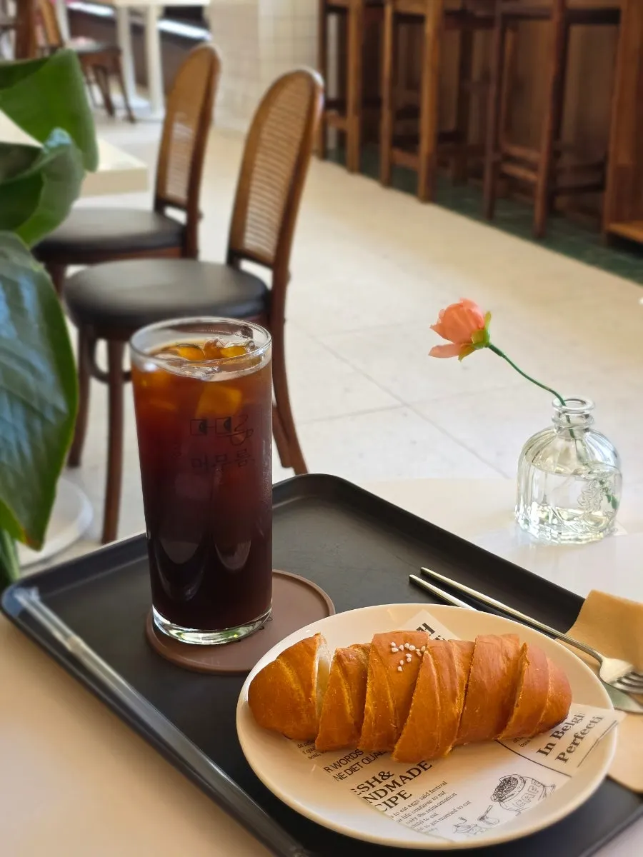 Iced americano placed on the table