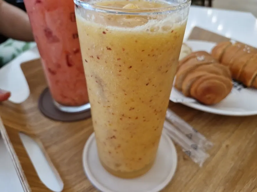 Drinks and bakery menu