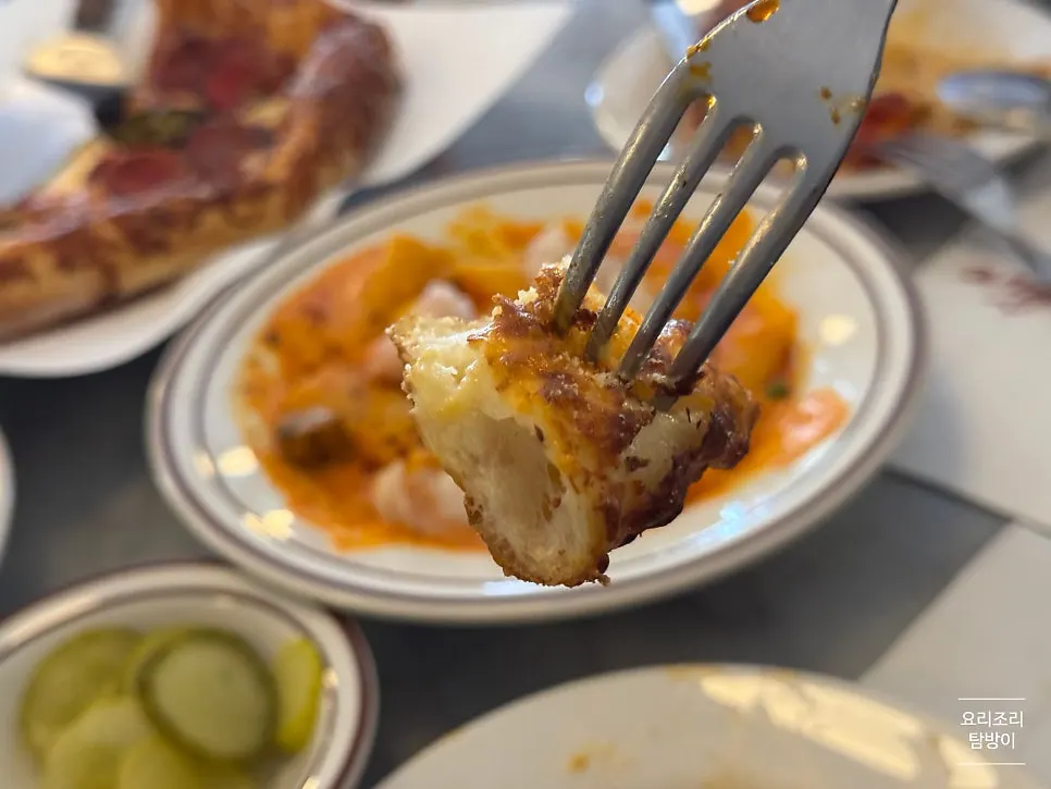 Pasta sauce and pizza crust