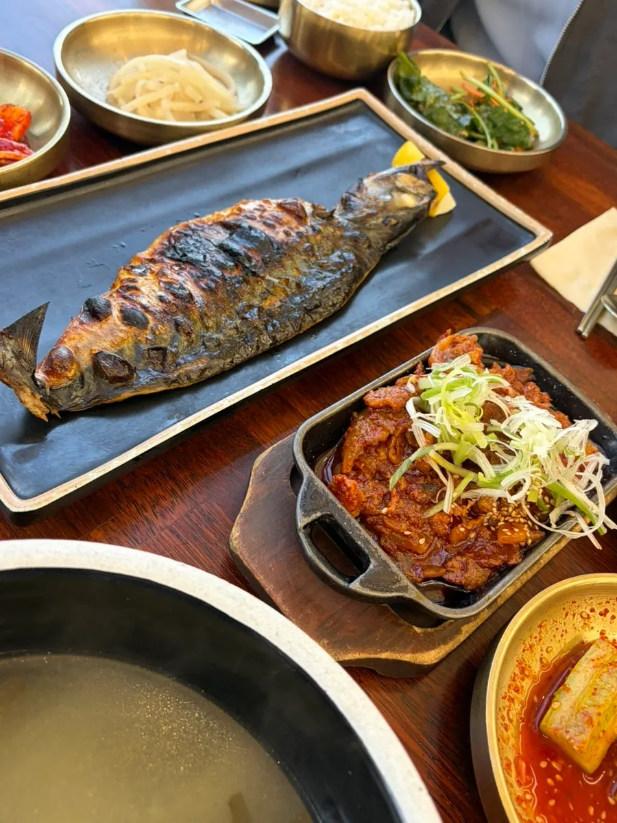 식사 전 테이블 기본 세팅