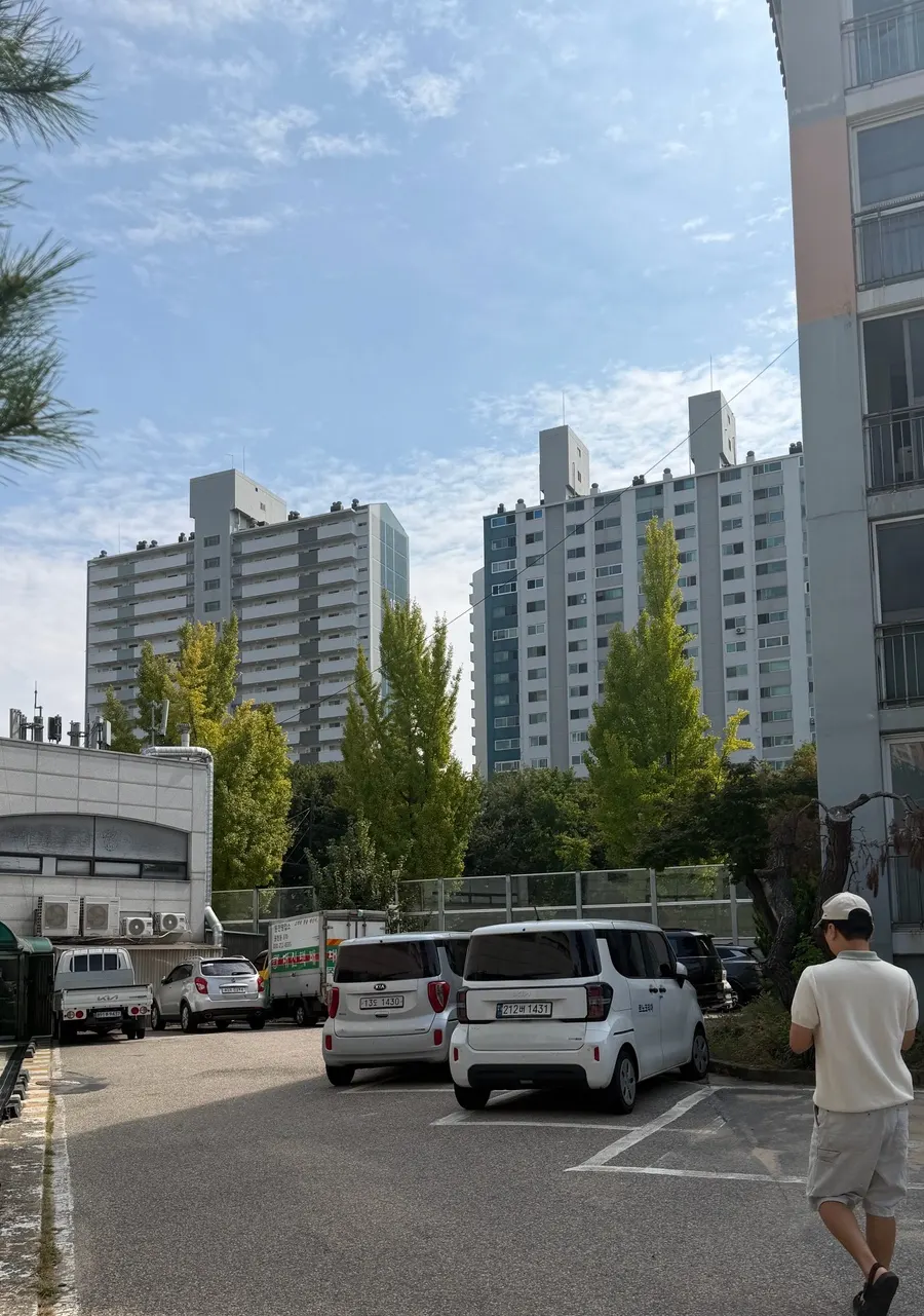 차로 찾아간 666버거 본점 주변 풍경