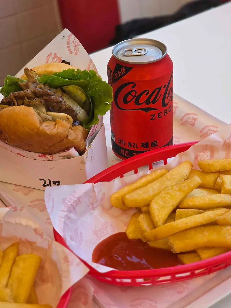 Freshly fried fries and burger sets