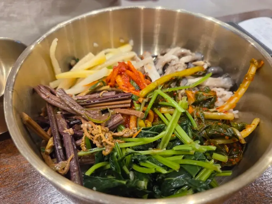 A full barley rice set at Boriook Main Branch