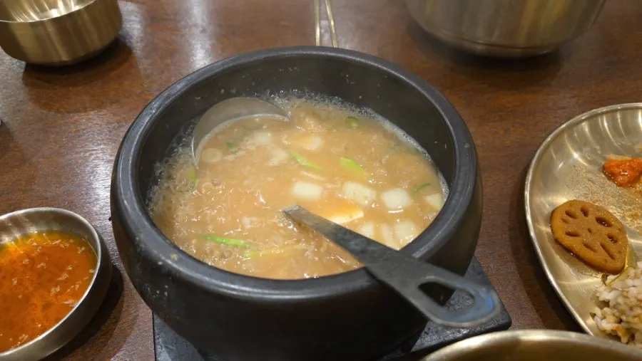 The doenjang jjigae served with the set, freshly boiled