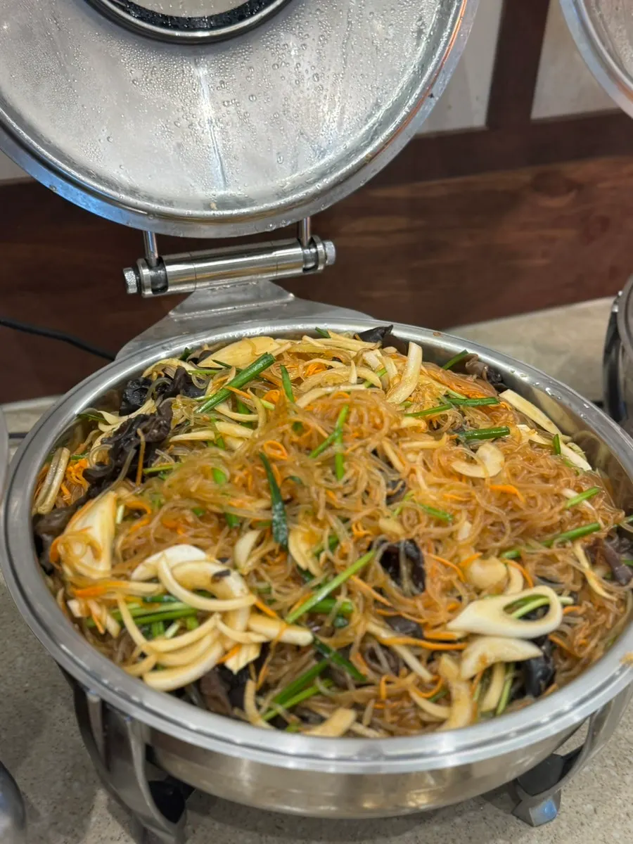 불향 나는 고추장 제육 접시