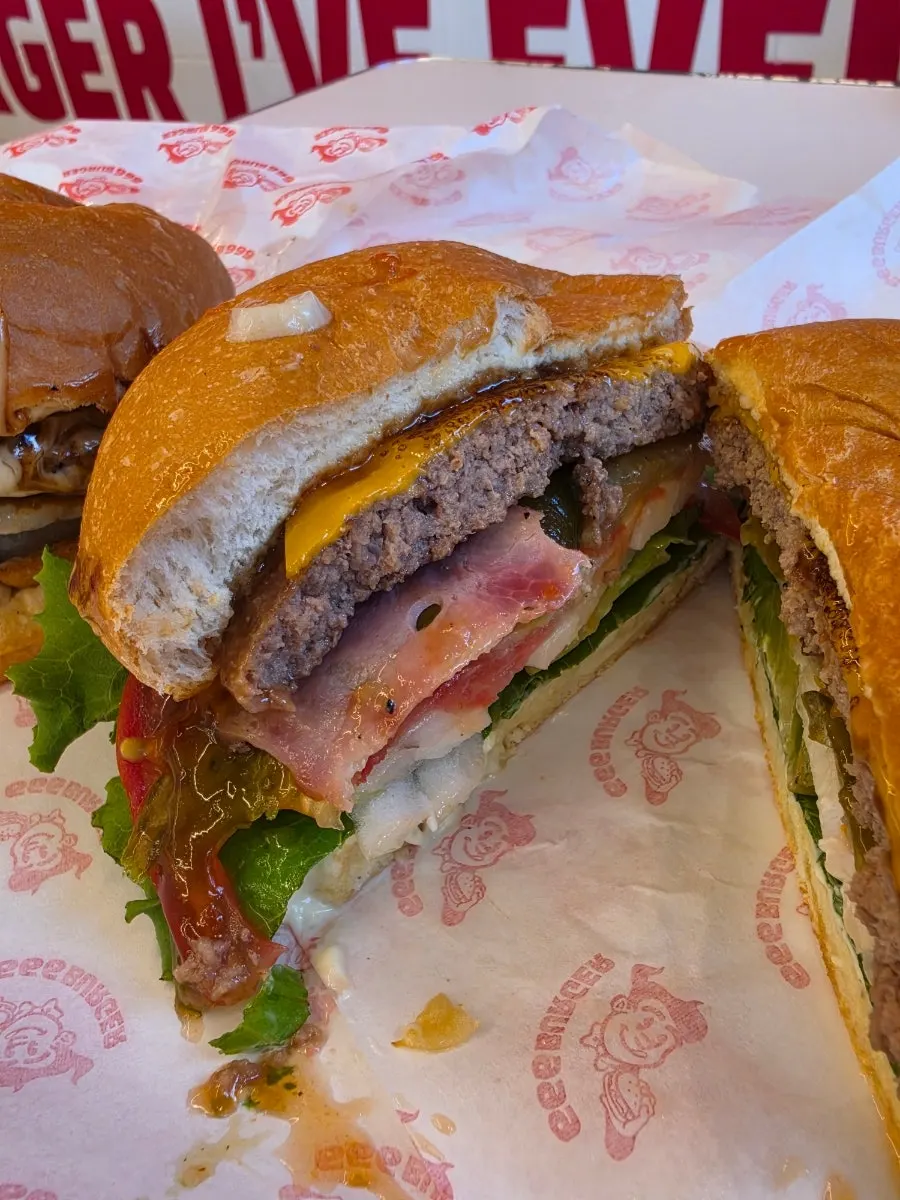 Vegetable and bacon layers in the Best Position burger