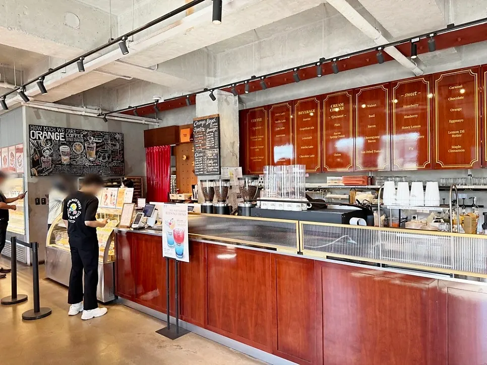Overall interior view of Orange Bagel café