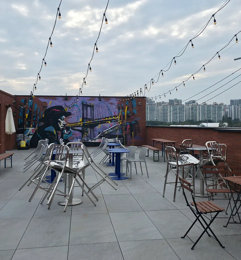 3rd-floor outdoor terrace and mural
