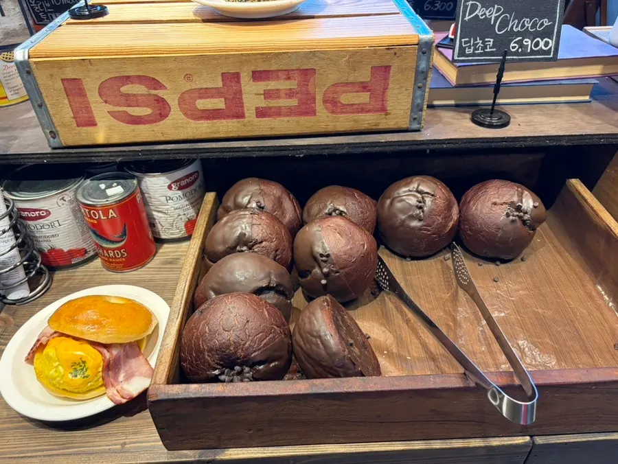 Close-up of the bagel display