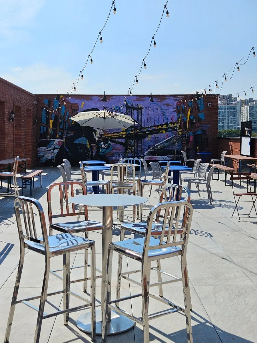 Outdoor rooftop space on the 3rd floor