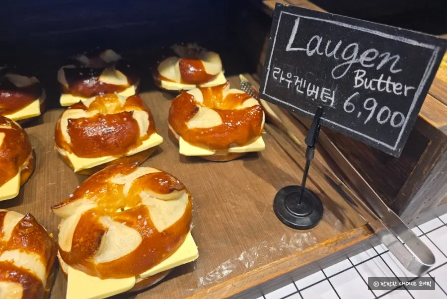 Chosen bagels on a tray