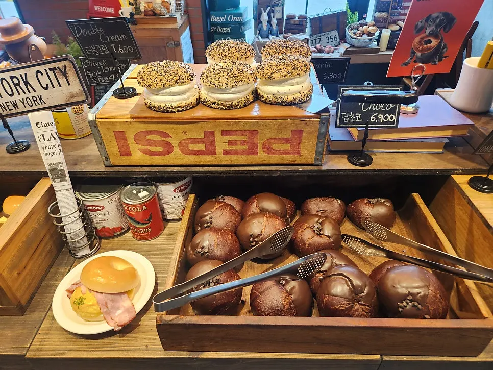 Various types of bagels at Orange Bagel
