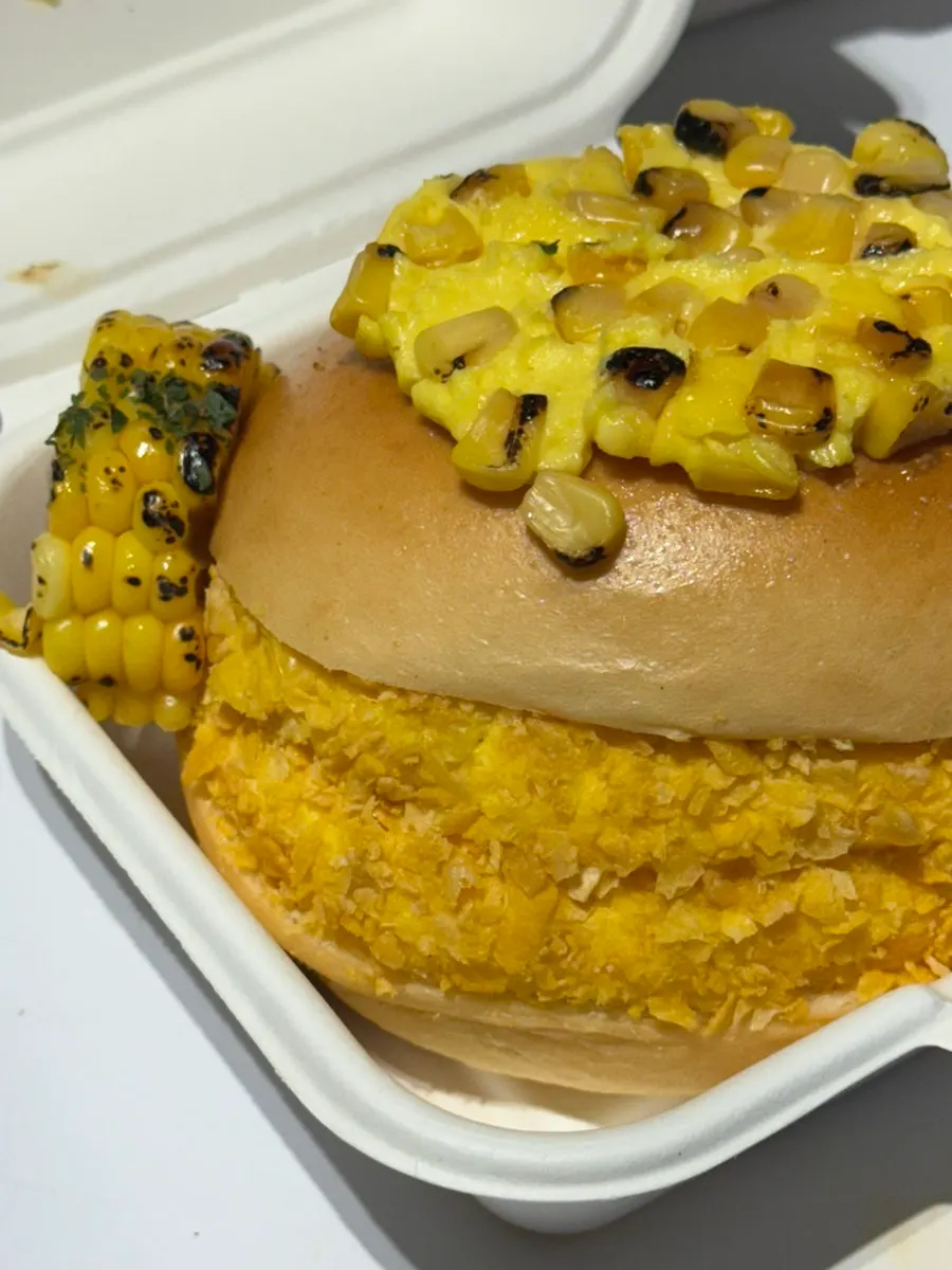 Corn cream cheese bagel