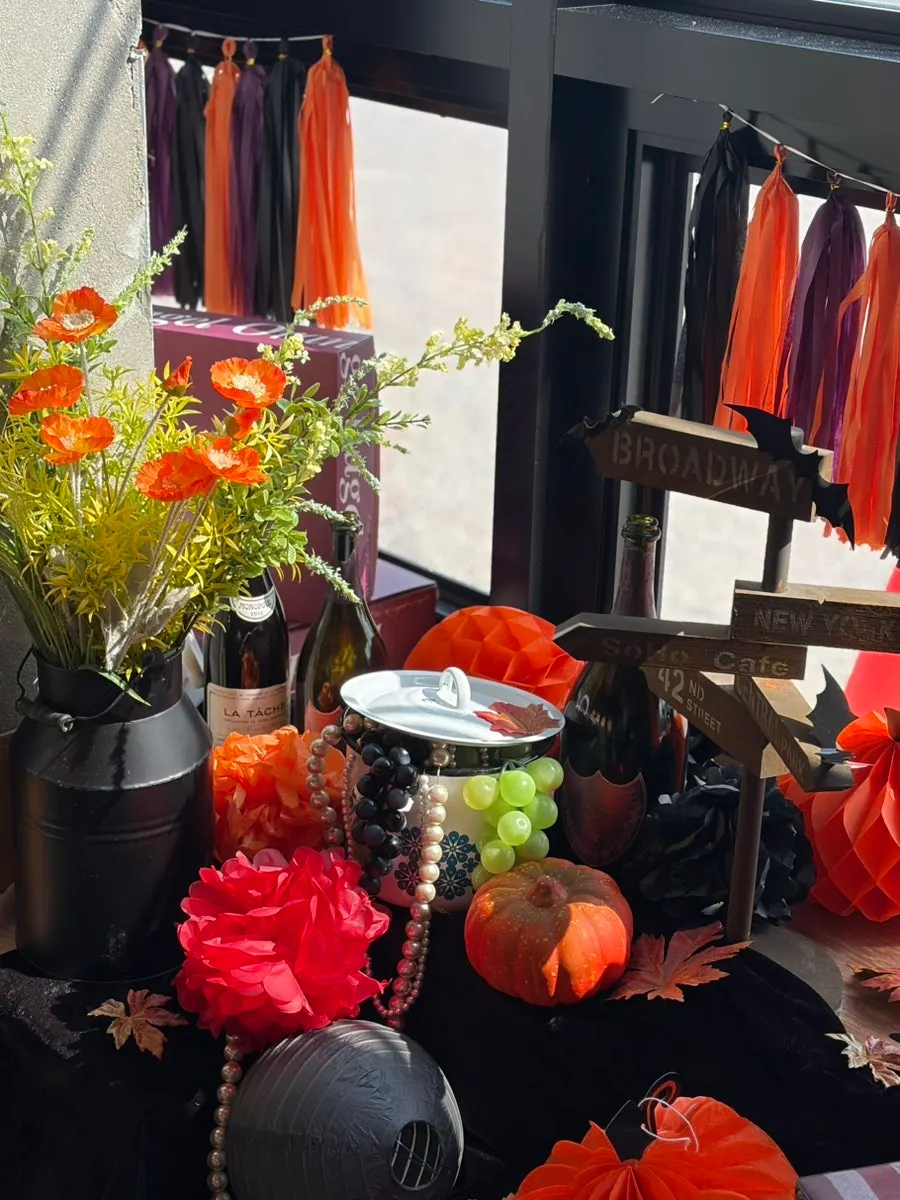 Halloween decor great for taking photos with kids