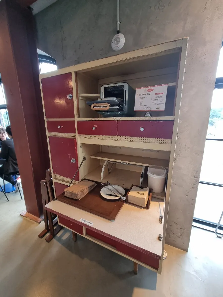 Vertical shot of Orange Bagel's second-floor interior
