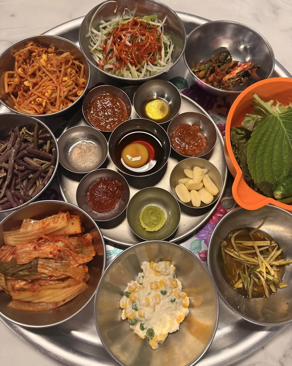 태장식당 푸짐한 반찬 한상
