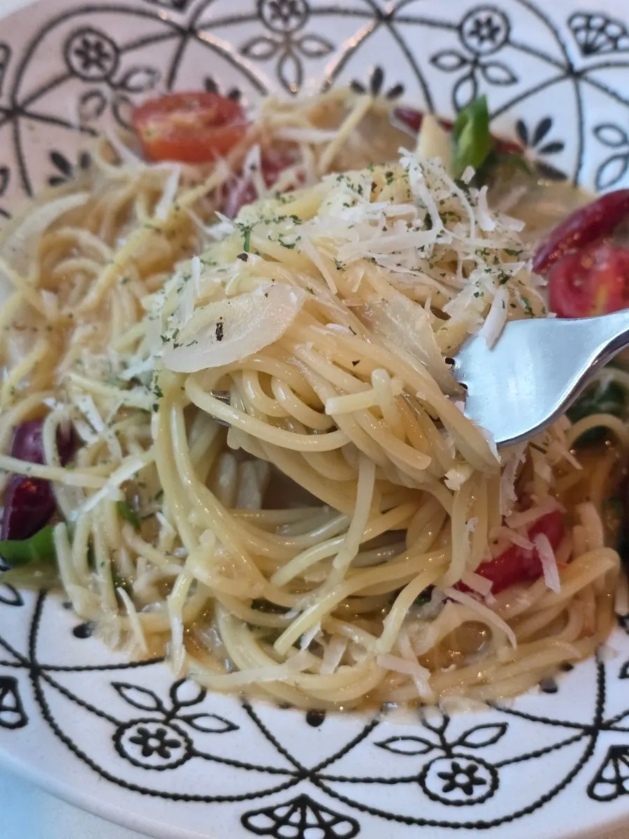 Fragrant aglio e olio pasta