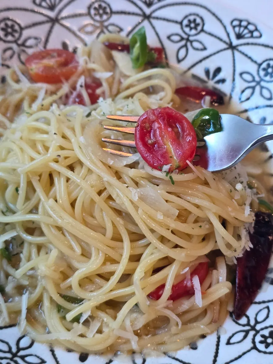 Aglio e olio with great noodle texture