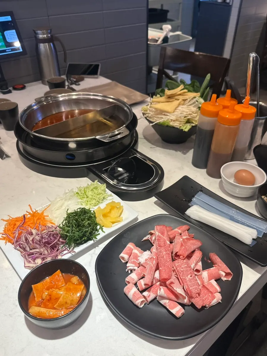 빵과 떡볶이 등 셀프바 먹거리