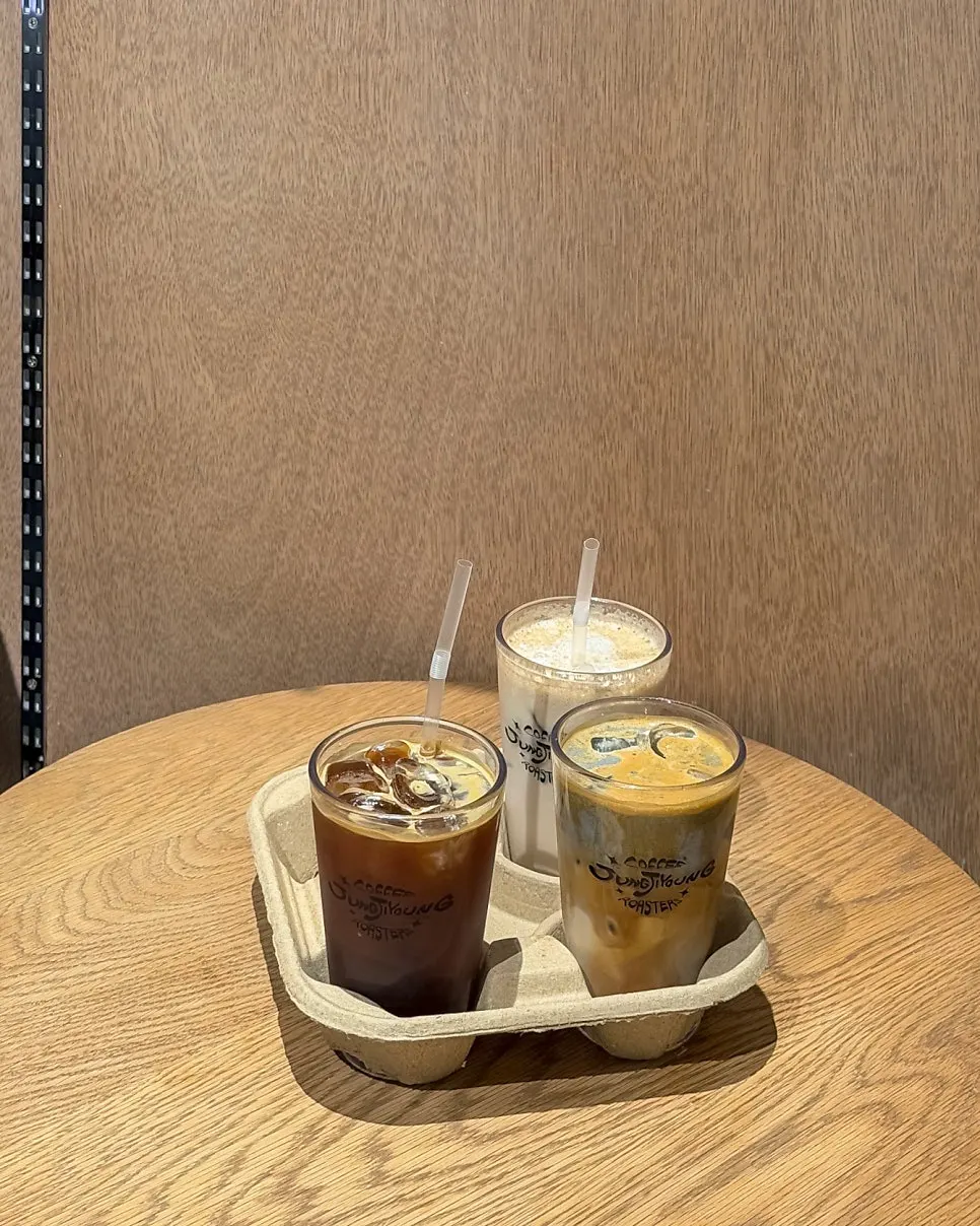 세 잔 음료 주문 구성