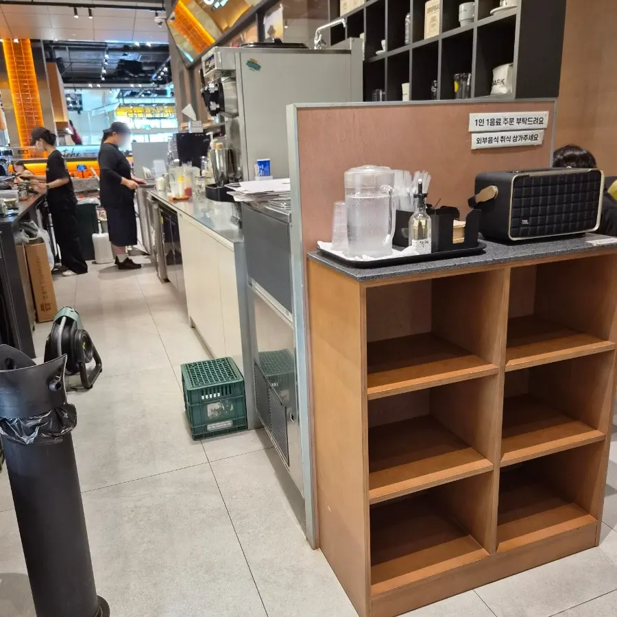 Display of Jeong Jiyeong Coffee Roasters merchandise