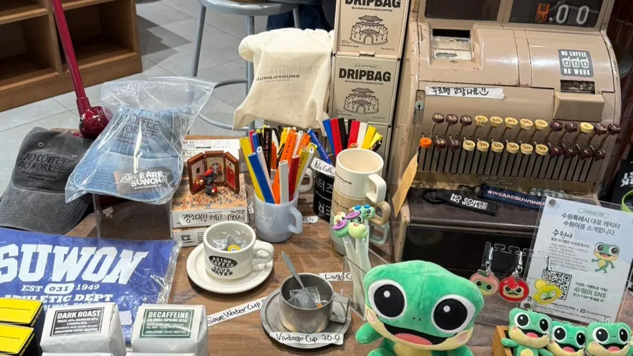 Display shelf of single-origin beans and drip bag packages