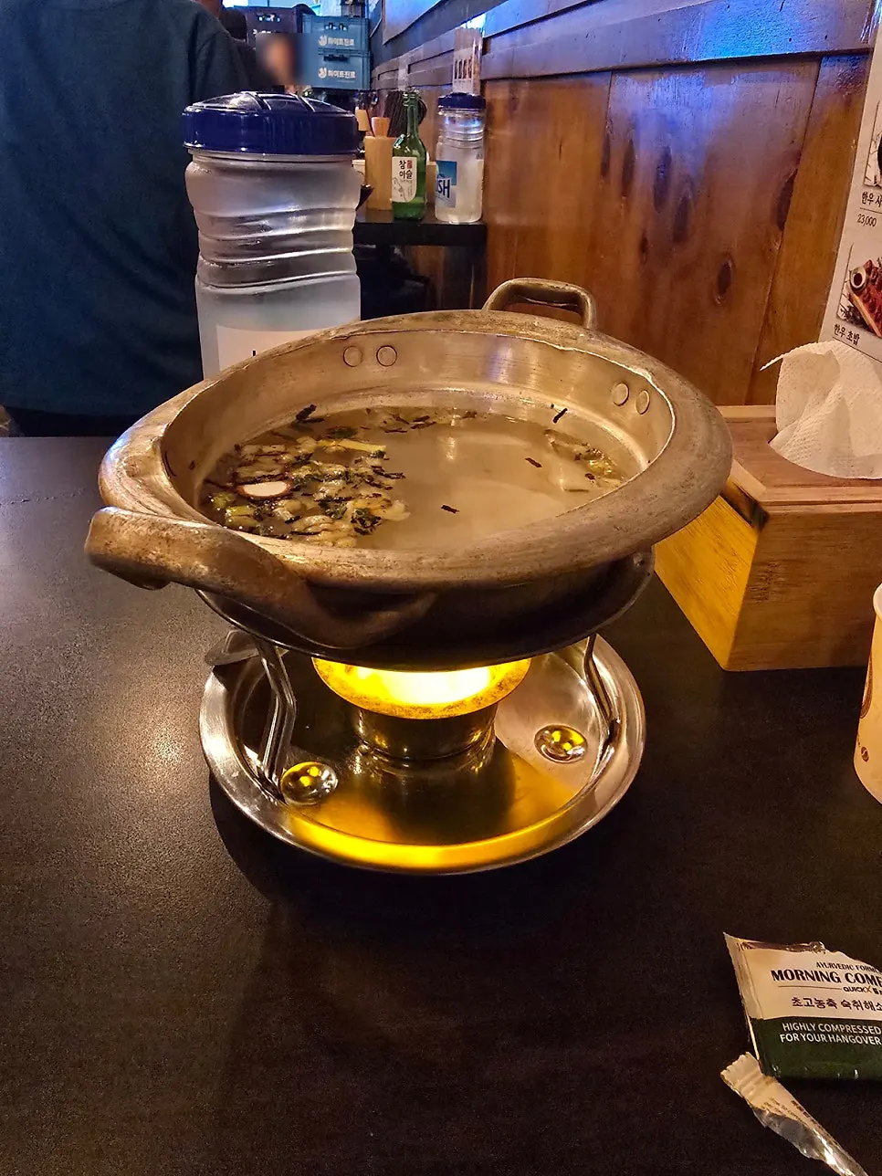 Basic broth served as a starter