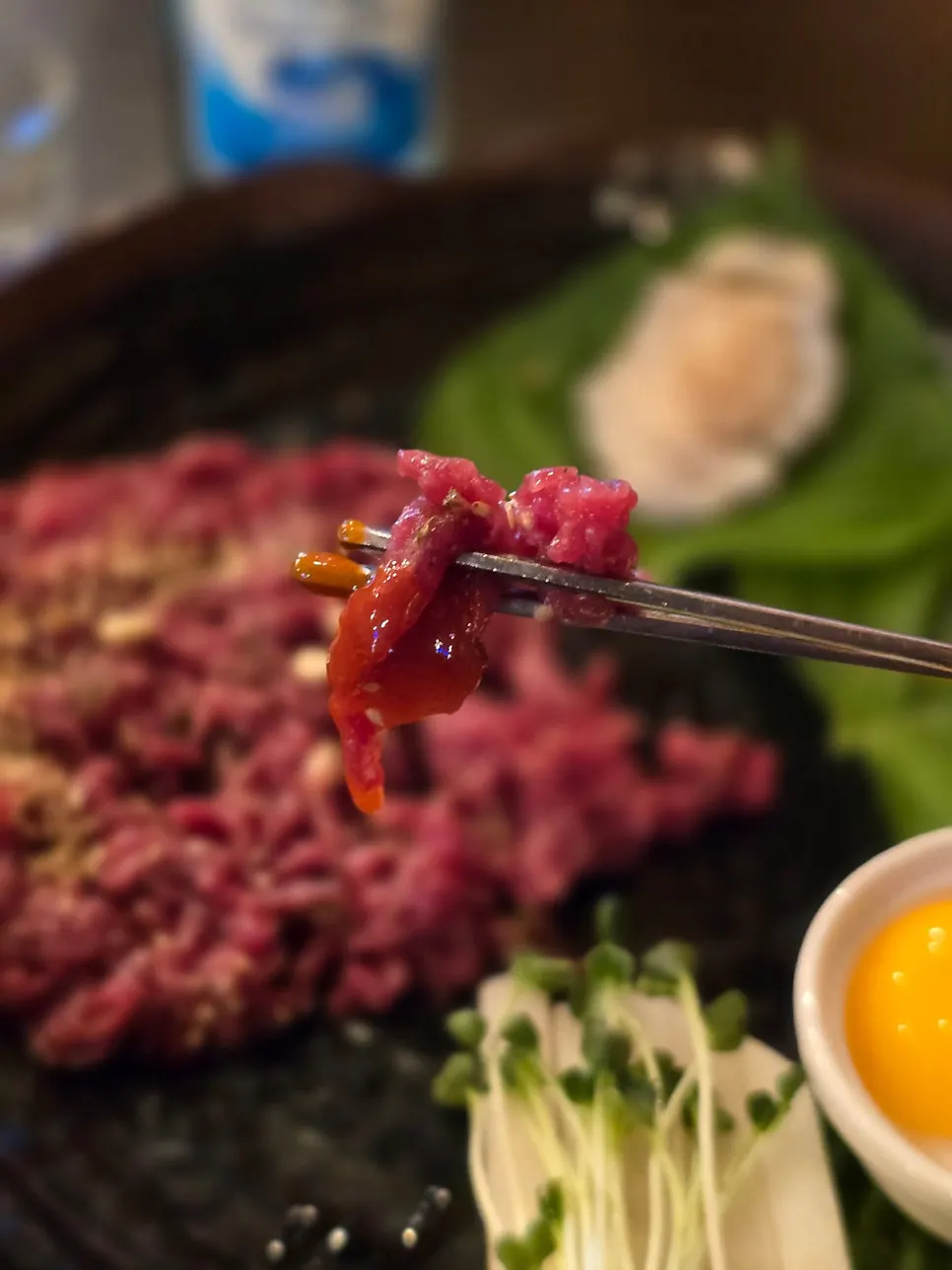 Yukhoe dipped in gochujang sauce