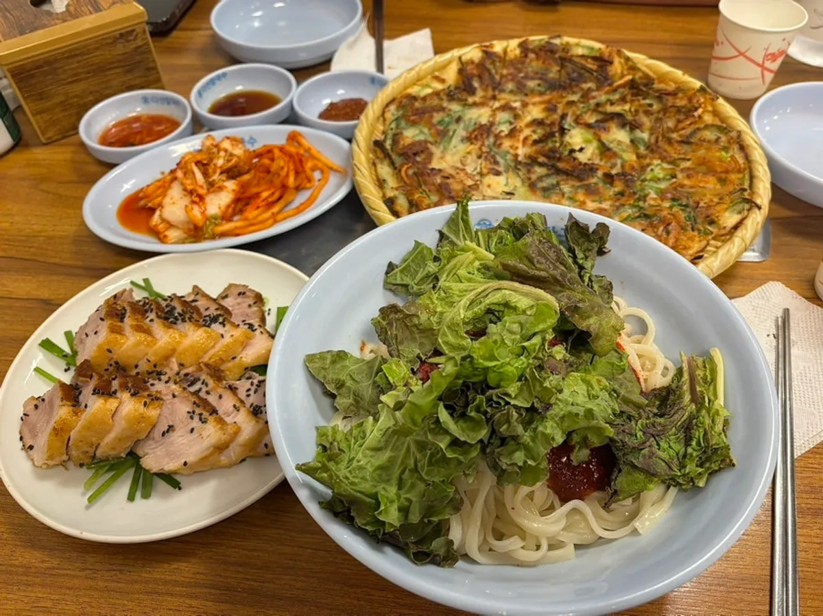 식사를 마친 다선칼국수 본점 한상