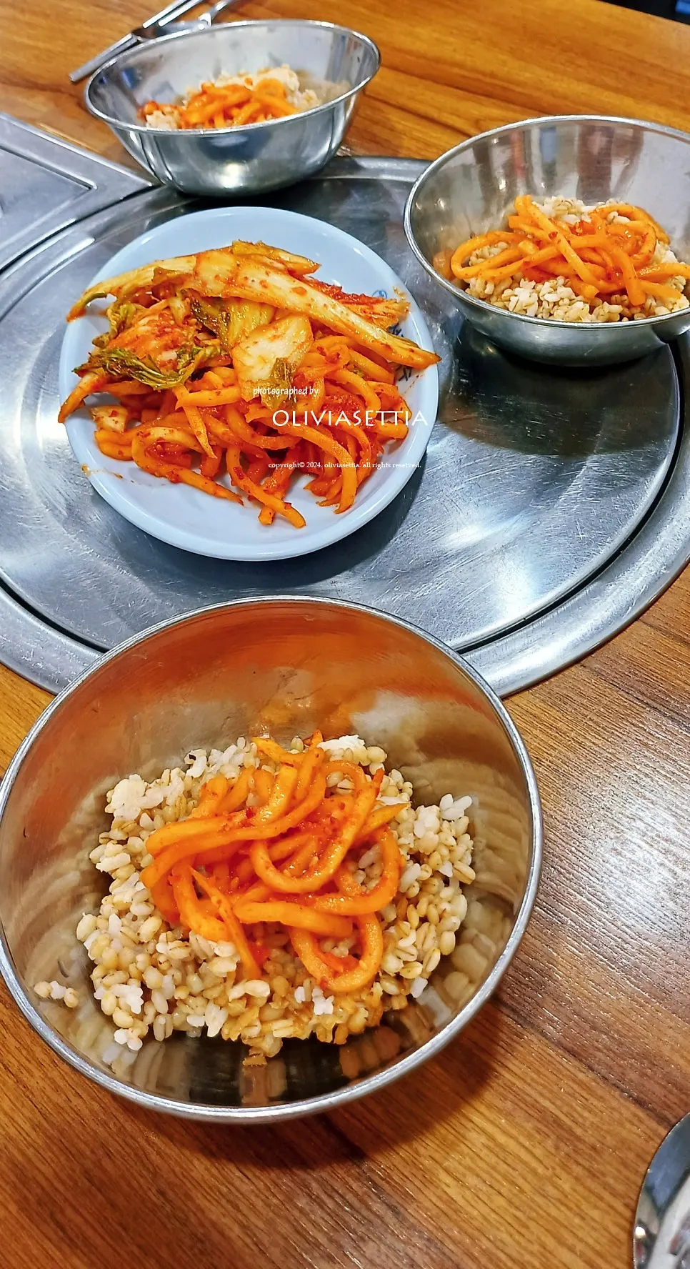 Nutty barley rice served with free refills