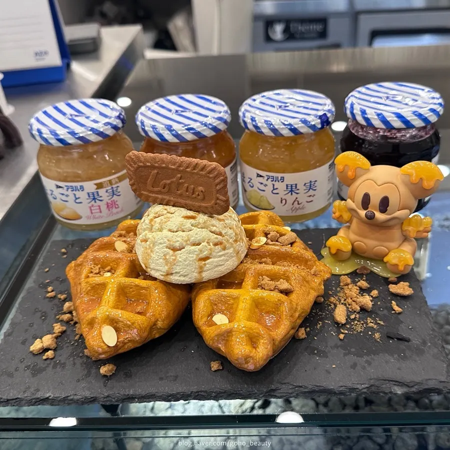 Model display introducing new madeleine and croffle menu items