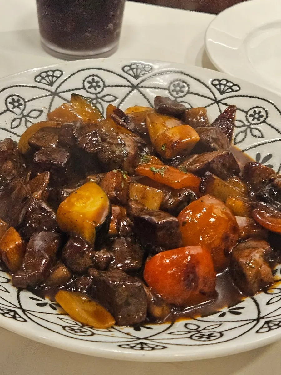 15,900원 찹스테이크 메뉴