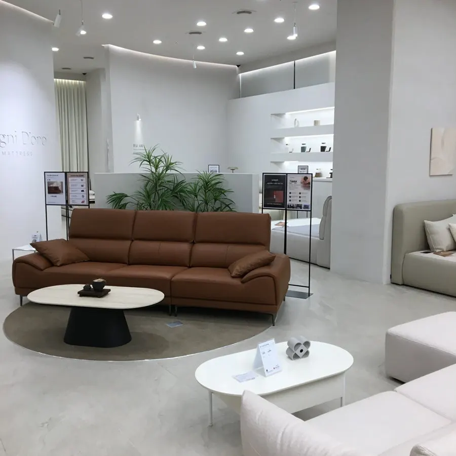 Furniture display corner at Tteum Café