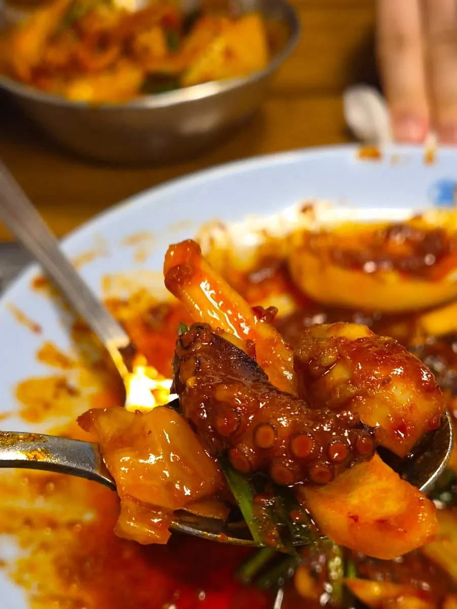 Rice mixed into the bulnakji-bokkeum sauce
