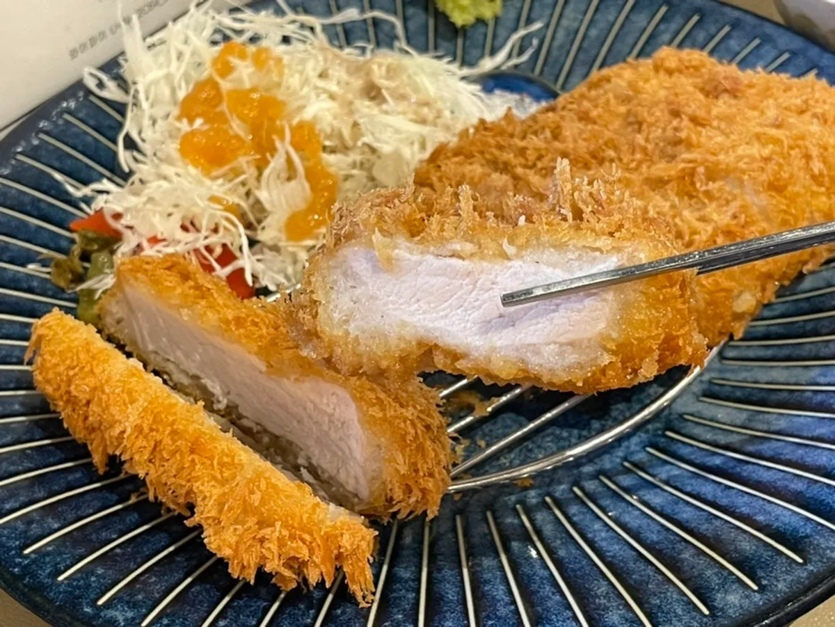 Cross-section of Gohobi Katsu's rosu katsu (pork loin)