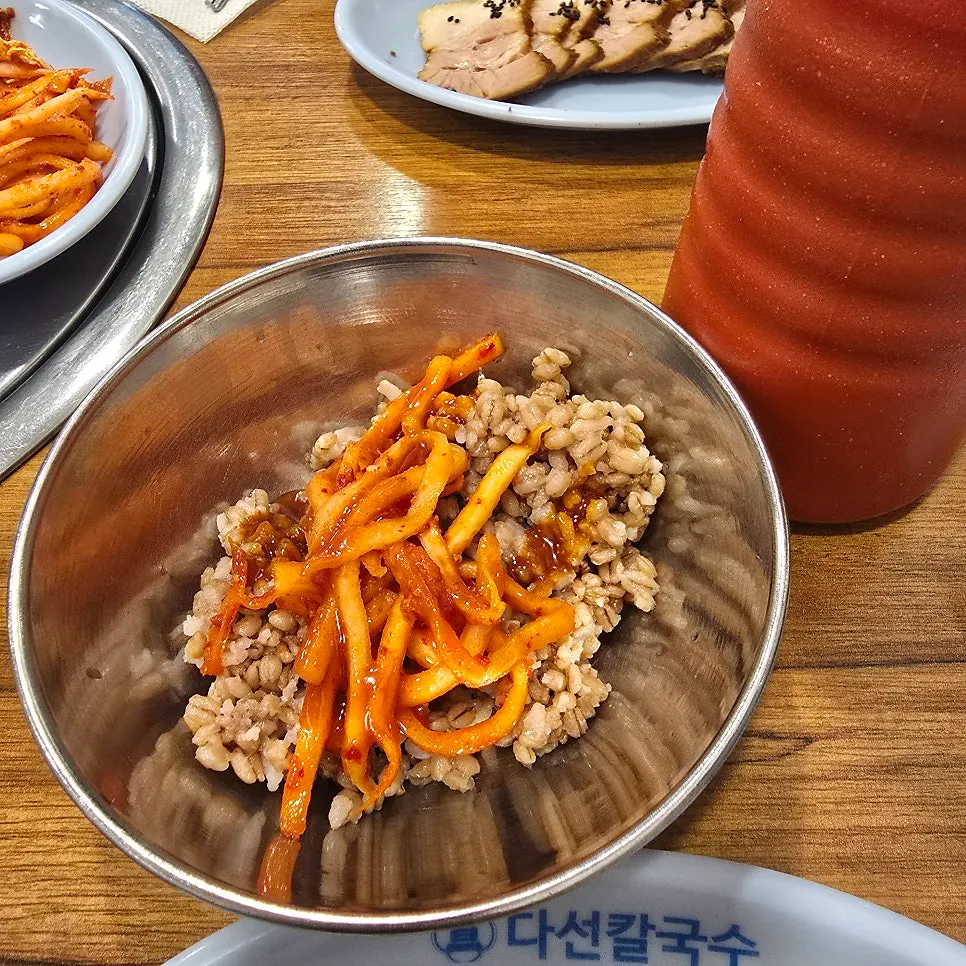 Musaengchae and barley rice