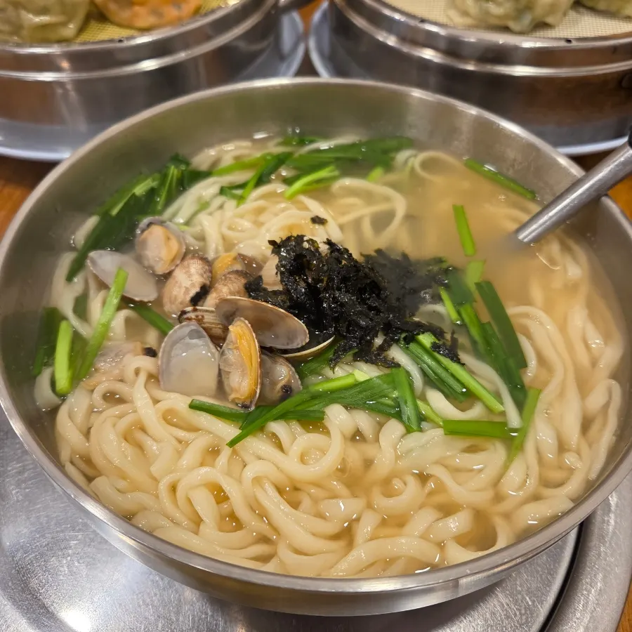 Generous portion of kalguksu noodles in the extra-large size