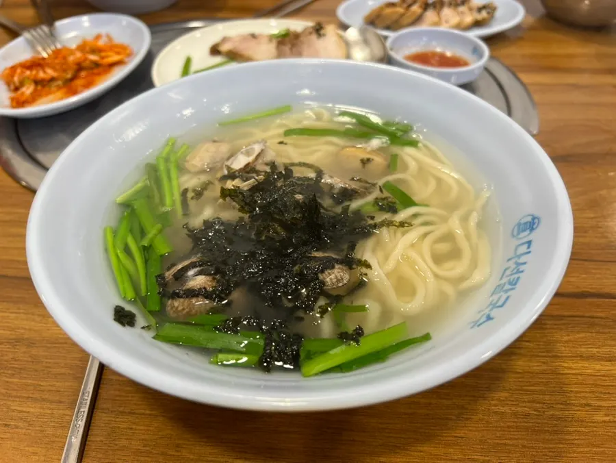 다선칼국수 본점 바지락칼국수 한 그릇