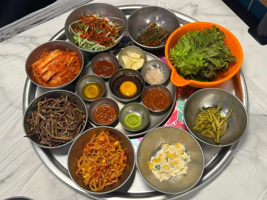 고기집에서 내주는 보리차
