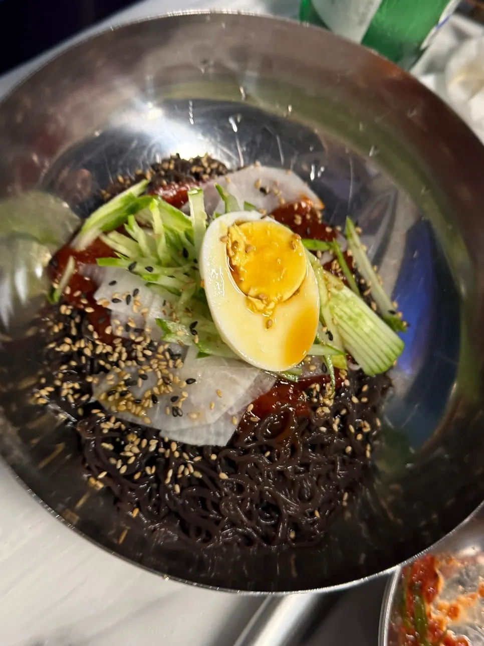 Cold bibim noodles at Taejang Sikdang