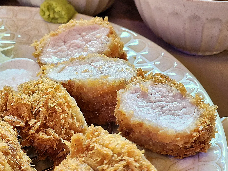 Gohobi Katsu tonkatsu meal