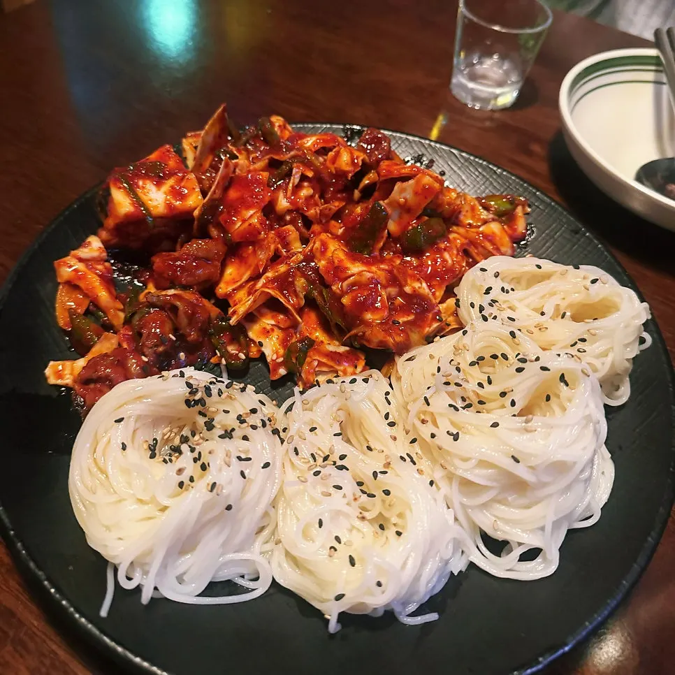 만석집 수원역점 골뱅이 소면 한 상