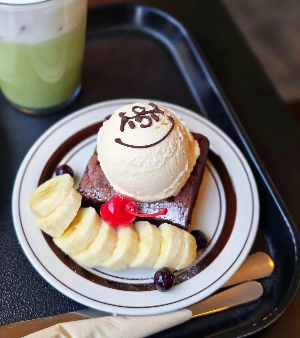 Ordered toast, brownie, and matcha drink